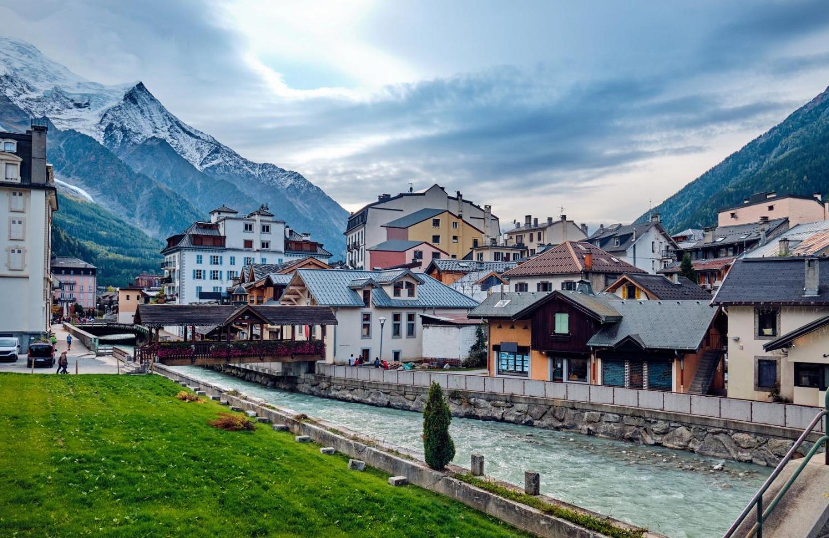 Apartment Iris 4 - Central Chamonix Haven Mont Blanc ภายนอก รูปภาพ